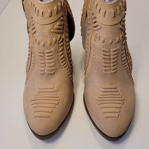 Not Rated Women's NWT‎ Nara Cutout Western Chunky Heel Booties Size 10 - Picture 6 of 11